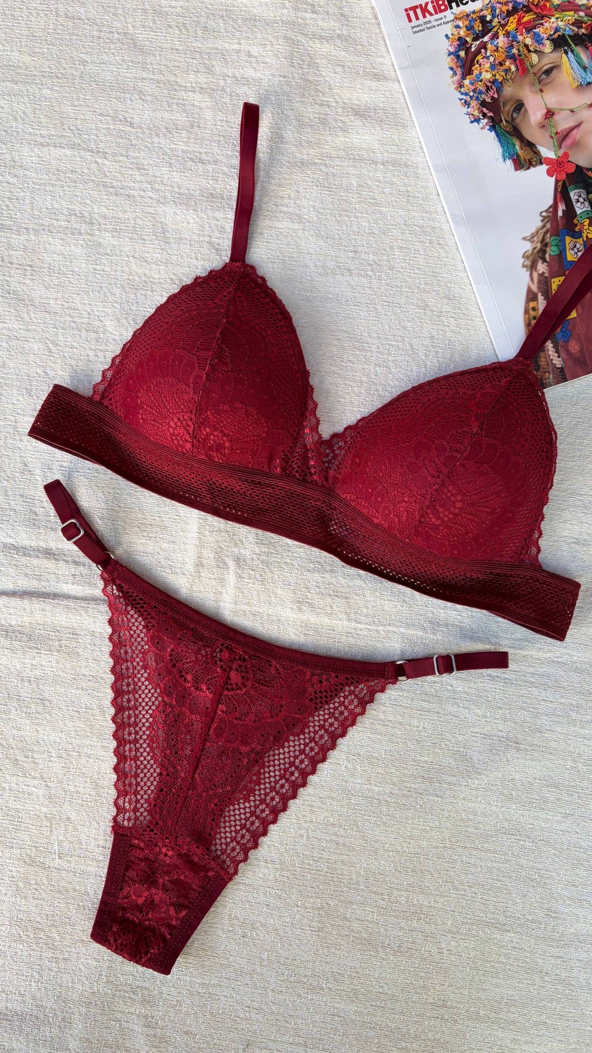 Rouge Vivienne Lace Set